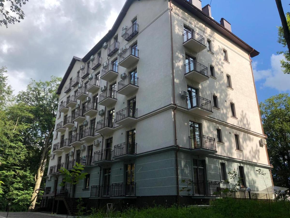 Апартаменти КАРПАТИ Екстериор снимка